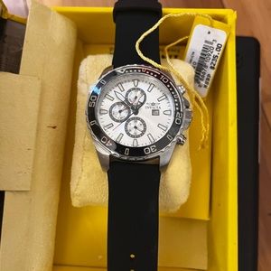 Invicta black and white